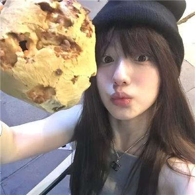 使用下方 20 个影片名，按顺序一一对应，不要改动片名文字，只根据片名和括号内类型提示来虚构全新的故事内容： 家庭教师寅子 鸡肉库拉那 52赫兹，我爱你 尤利 恶夜狼女 两只大烟枪 单身的好处和坏处 美少年之恋 美女试爆场 黄大年 老港正传 荷索之蓝色狂想 暗泳2024 欲火红当当 转捩一刻 人生最后一场拍卖会 同窗之恋 如果爱，重来 迷尸校园 宝拉2016